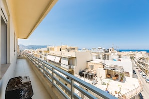 Balcony view - Renovated Modern Flat With Panoramic City View (Heraklion)