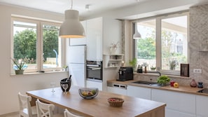 Fridge, microwave, oven, dishwasher