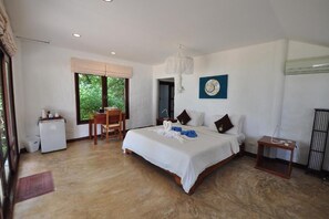 Lazy Bungalow | 1 bilik tidur, bar mini, peti besi dalam bilik