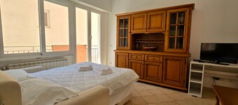 Monterosso Apartment