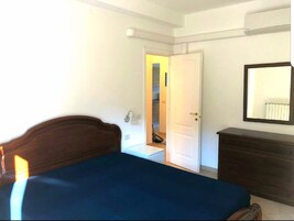 Apartment, 2 Bedrooms | Free WiFi