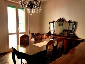 In-room dining