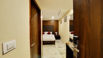 In-room safe, desk, laptop workspace, blackout curtains