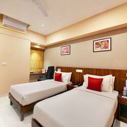 1 bedroom, in-room safe, individually decorated, individually furnished