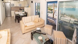 Unclassified image, 4 of 31, button - SeaView Flat Near the Beach (Monemvasia)