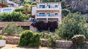 Unclassified image, 3 of 31, button - SeaView Flat Near the Beach (Monemvasia)
