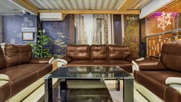 Sala de estar en el lobby