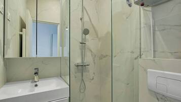 Doccia, asciugacapelli