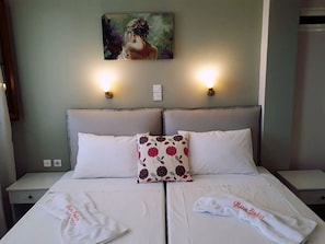 Studio, Garden View (3 Adults)