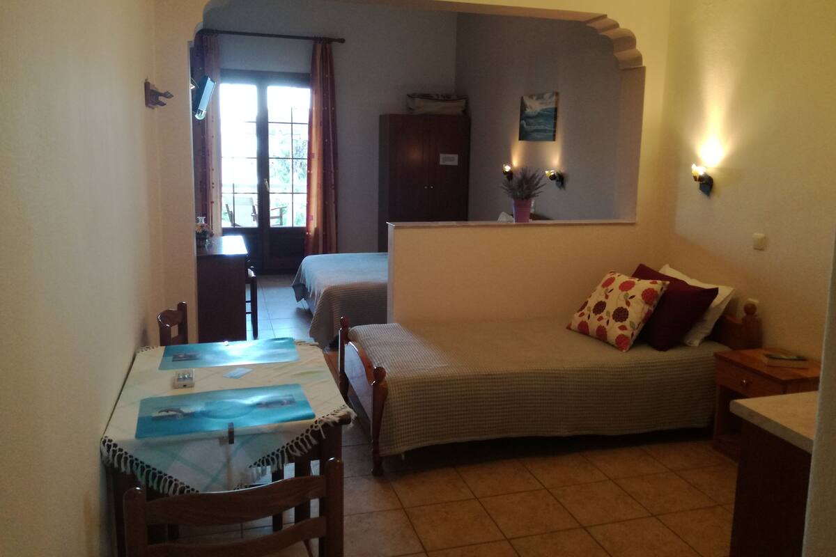 Studio, Sea View (3 Adults) | Living area