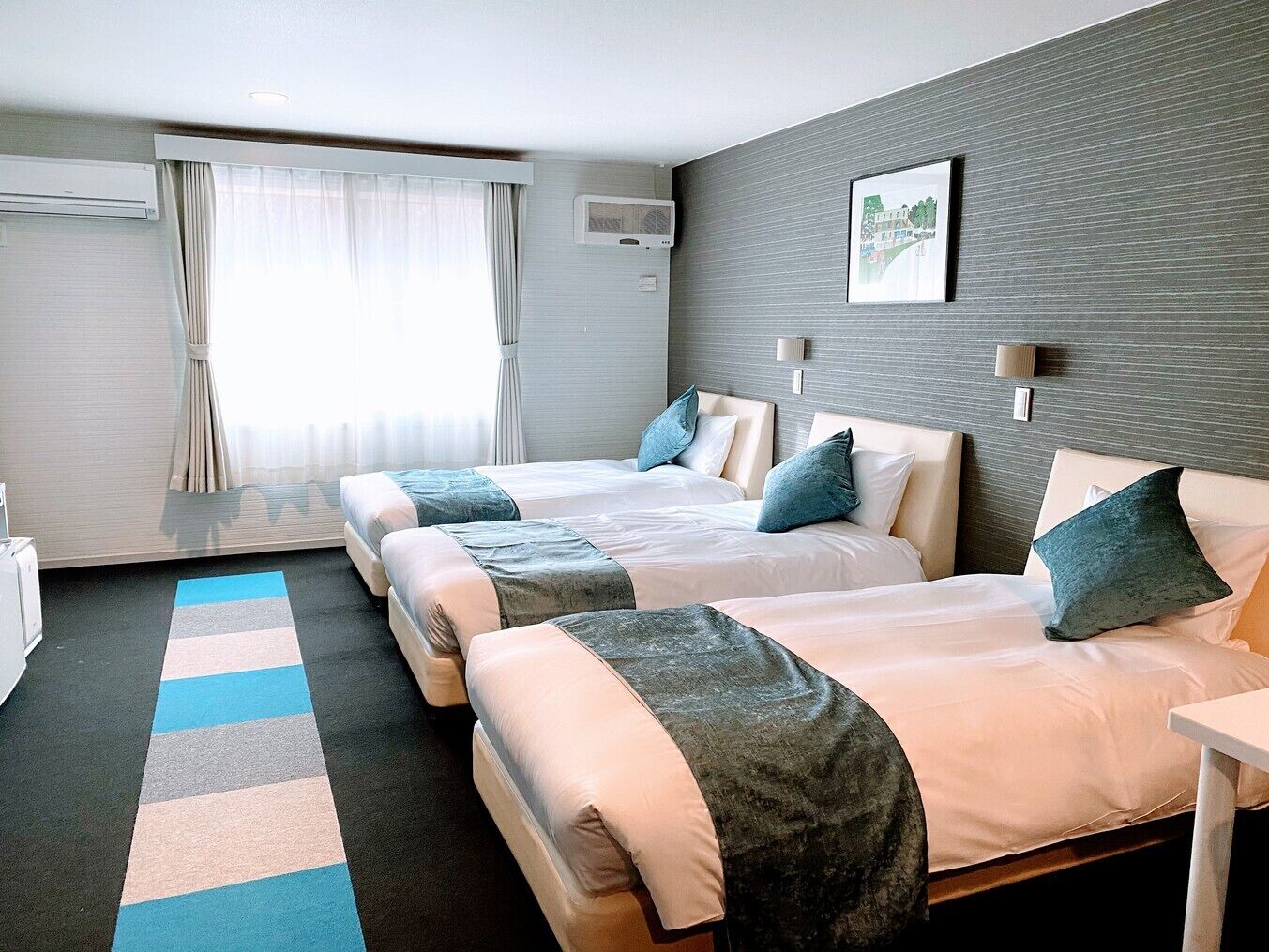 Desk, laptop workspace, free WiFi, bed sheets
