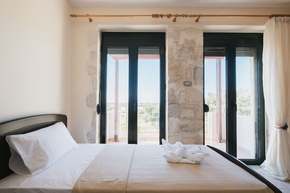 Villa | 1 bedroom, iron/ironing board, free WiFi