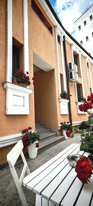 Exterior - Bucur 9 (Bucharest)