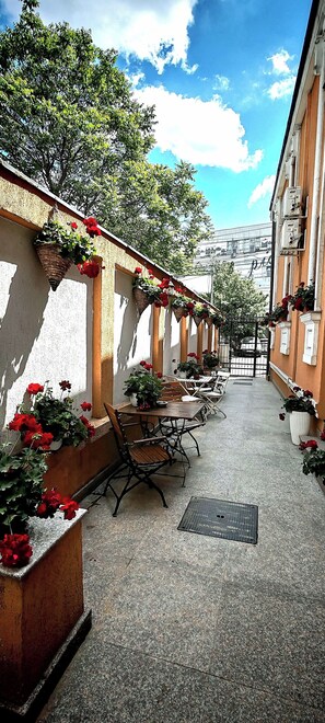 Exterior - Bucur 9 (Bucharest)