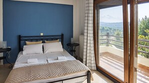 Villa | 3 bedrooms, individually decorated, individually furnished - Beachside Haven, Poolside Serenity & Sunset Magic (Kassandra)