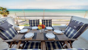 Tempat makan outdoor