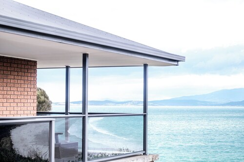 Stones Throw - Freycinet Holiday Houses