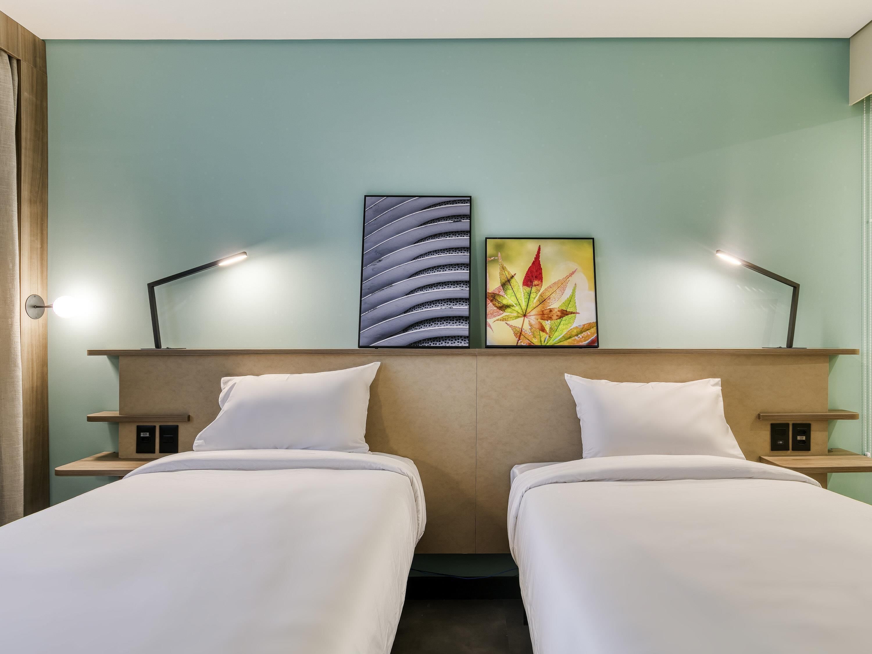 Minibar, in-room safe, free WiFi, bed sheets