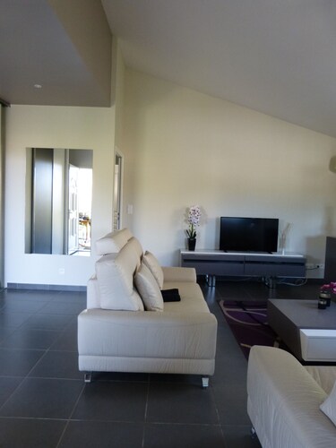 Charmante villa individuelle avec terrasse proche de la mer