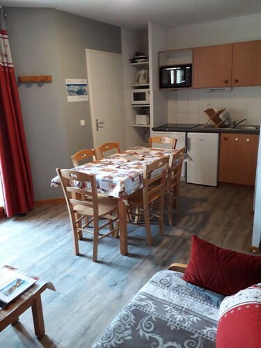 Appartement** tout confort pied de pistes Valcenis