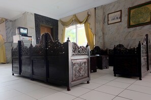 Lobby - OYO 731 Hotel Matahari 1 Syariah (Jambi)