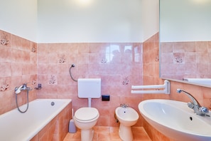 Bathroom - Apartment Lazaric B3 Medulin (Medulin)