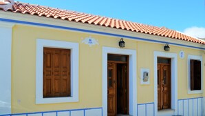 Exterior - Traditional Karpathian home with panoramic View (Karpathos)