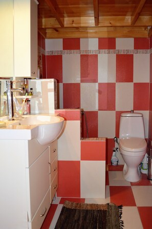 Bathroom - Traditional Karpathian home with panoramic View (Karpathos)