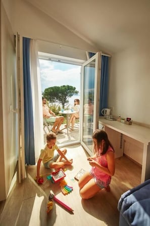 Bureau, chambres insonorisées, Wi-Fi gratuit, draps fournis