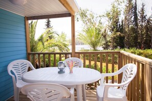 Mobile Home (Marina AC) | Terrace/patio - Camping Sènia Tucan (Lloret de Mar)