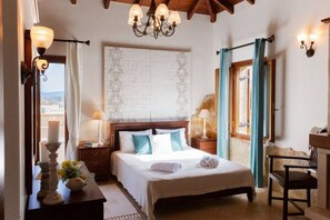 Villa | 4 bedrooms, individually decorated, individually furnished - Villa Patriko Lux villa with pool next to Balos (Kissamos)