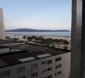 On the beach - Guilhermina - Beach Front- Praia Grande (Guilhermina)