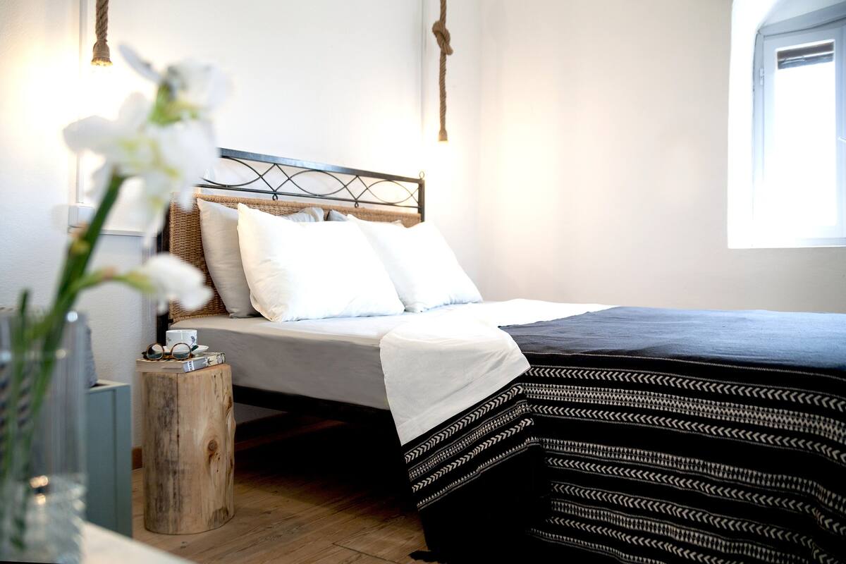 Apartment | 1 bedroom, desk, iron/ironing board, free WiFi
