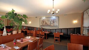 Ókeypis morgunverðarhlaðborð daglega