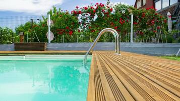 Piscine extérieure, piscine chauffée