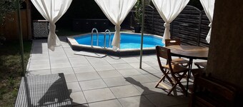 Superb and spacious T3 of 85 square meters (metro la Vache line B )