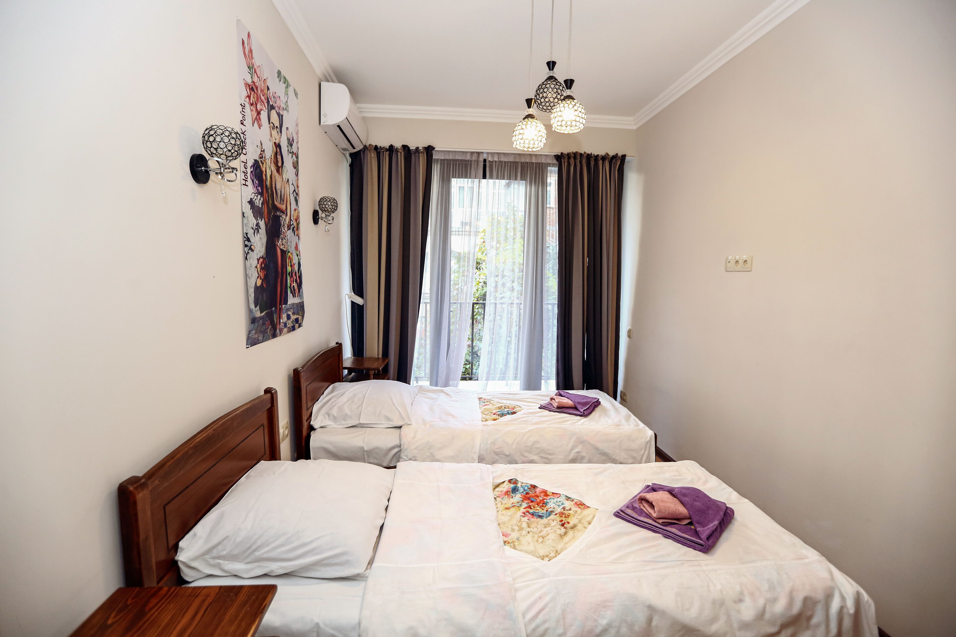 Apartment, 3 Bedrooms | 3 bedrooms, soundproofing, iron/ironing board, free WiFi
