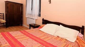 Individually decorated, individually furnished, desk, laptop workspace