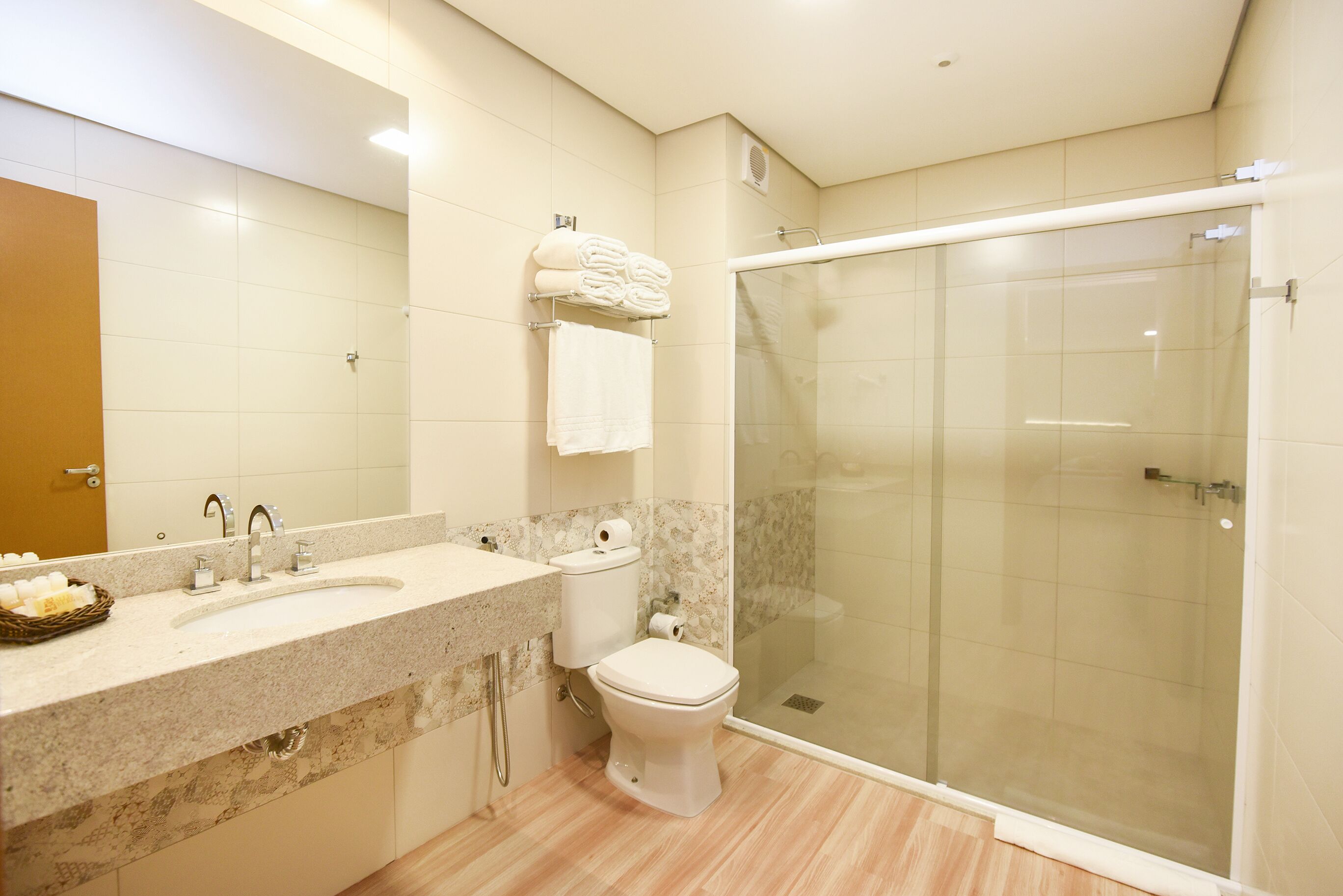 family room | bathroom | free toiletries, bidet, towels