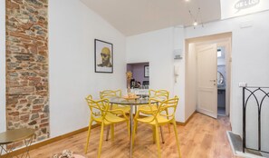 2 bedrooms, Egyptian cotton sheets, premium bedding - Elevator, Ac, Wifi - Heart of historic city center (Florence)