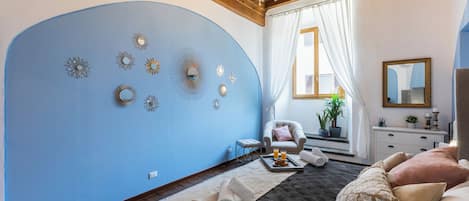 4 chambres, décoration personnalisée, ameublement personnalisé, bureau