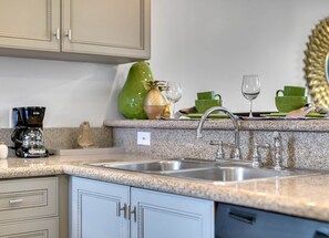 Deluxe Villa, 2 Bedrooms, Pool Access | Private kitchen