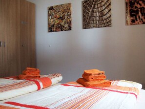 3 soverom, reiseseng for barn, wi-fi (inkludert) og sengetøy