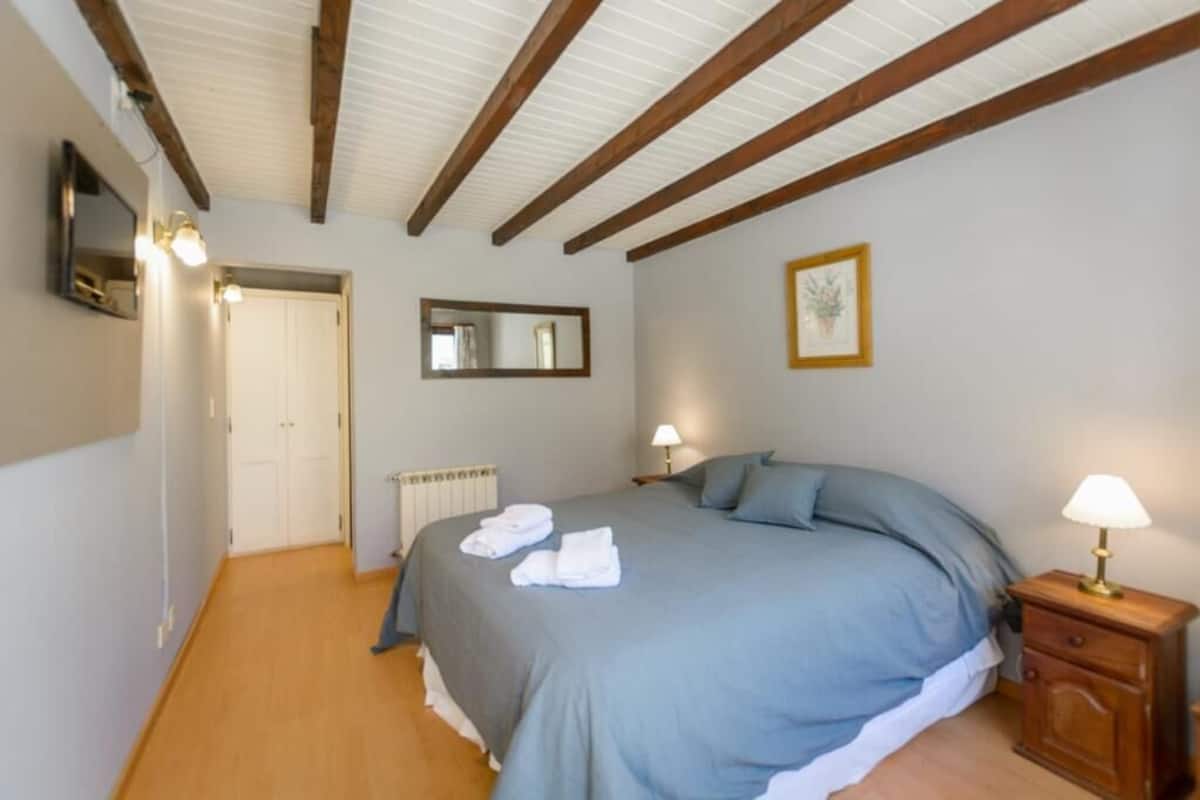 In-room safe, free cribs/infant beds, bed sheets