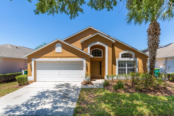 House, 4 Bedrooms, Private Pool (3 Bathrooms) | 4 bedrooms, individually decorated, individually furnished, free WiFi