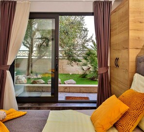3 bedrooms, soundproofing, free WiFi - Villa Arbanessa with Heated Pool (Arbanija)