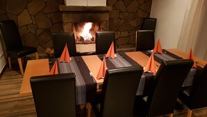 Interior - Hotel Restaurant Landgasthof Zum Häuschen (Roesrath)