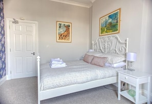 Seaview | 2 bedrooms, premium bedding, individually decorated - Seaview (Hastings)