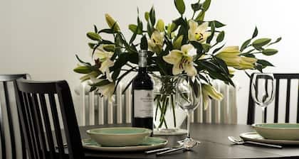 LITTLE ARCHER, Gullane - Romantic one bed cottage in coastal village of Gullane
