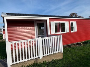 Mobile Home, 2 Bedrooms | Terrace/patio